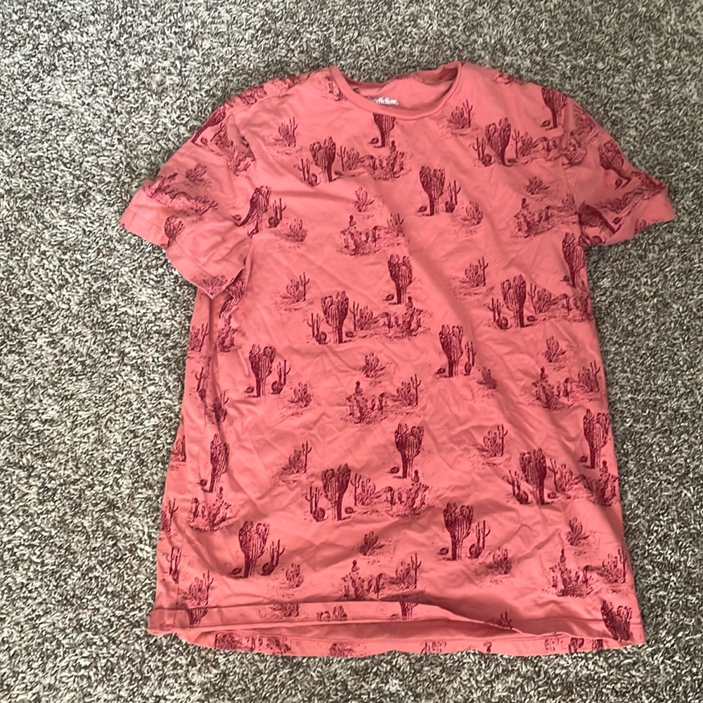 Pink cactus short sleeve shirt